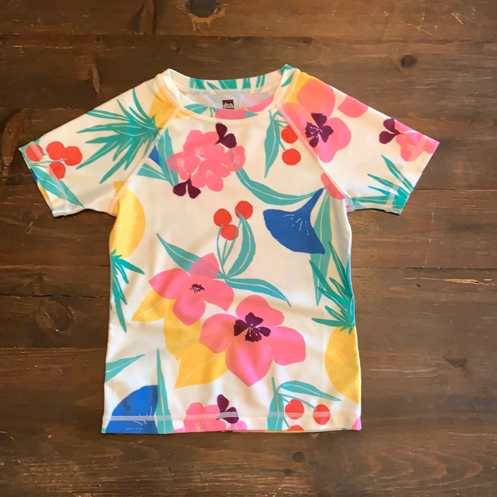 Tea Collection UPF 40 Rash Guard